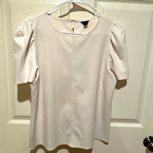 White Ann Taylor medium top professional